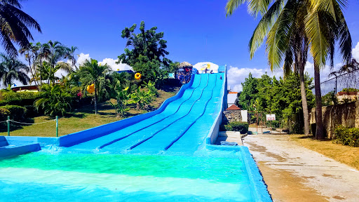 Private swimming pools in Santo Domingo