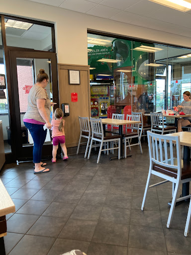 Fast Food Restaurant «Chick-fil-A», reviews and photos, 5411 Dressler Rd NW, North Canton, OH 44720, USA