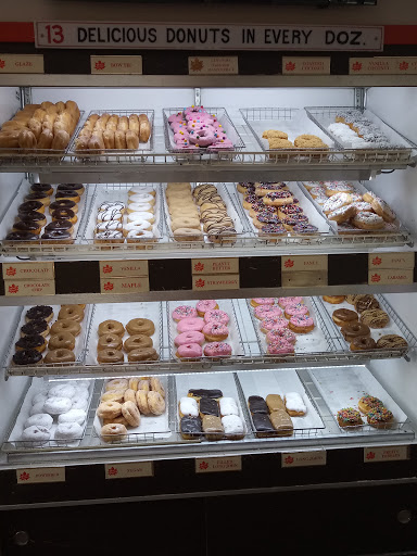 Donut Shop «Maple Donuts», reviews and photos, 50 Robinhood Dr, Goldsboro, PA 17319, USA