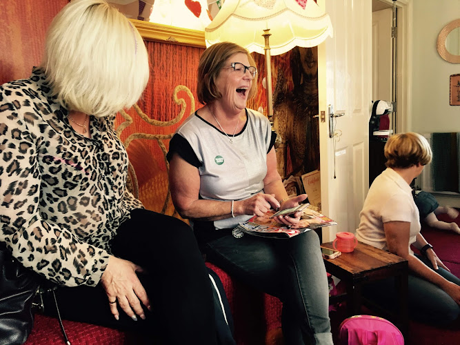 AF1QipOJjqsUsVNkQ7XGLzDnIavXBvej7vvdaFlOjLX2=w800 h500 k no