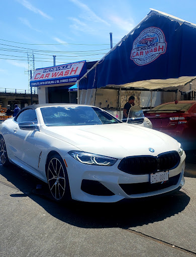 Car Wash «Hicksville Car Wash», reviews and photos, 37 E Barclay St, Hicksville, NY 11801, USA