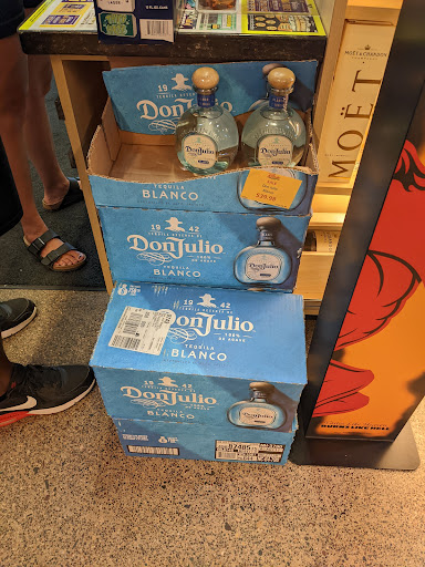 Liquor Store «Richfield Liquor Store», reviews and photos, 6444 Lyndale Ave S, Minneapolis, MN 55423, USA