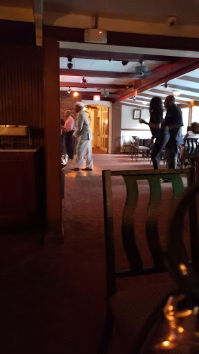 Bar «Bay Street Restaurant & Lounge», reviews and photos, 5910 Princess Garden Pkwy, Lanham, MD 20706, USA