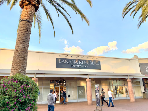 Banana Republic Factory Store, 100 Citadel Dr, Commerce, CA 90040, USA, 