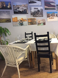 Atmosphère du Restaurant libanais Les Saveurs du Liban et de l'Orient - Parking gratuit à Les Andelys - n°18