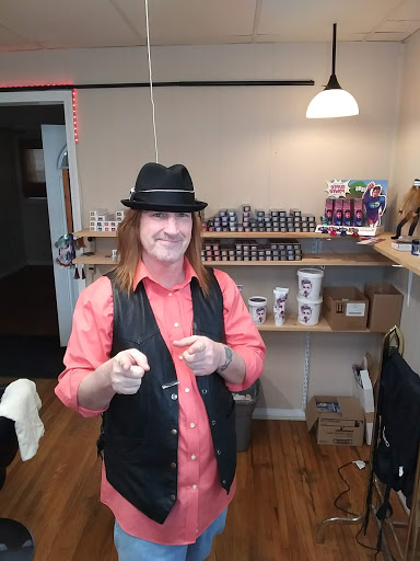 Beauty Salon «Illusion Unlimited Salons Broadview Hts.», reviews and photos, 1100 W Royalton Rd, Cleveland, OH 44147, USA