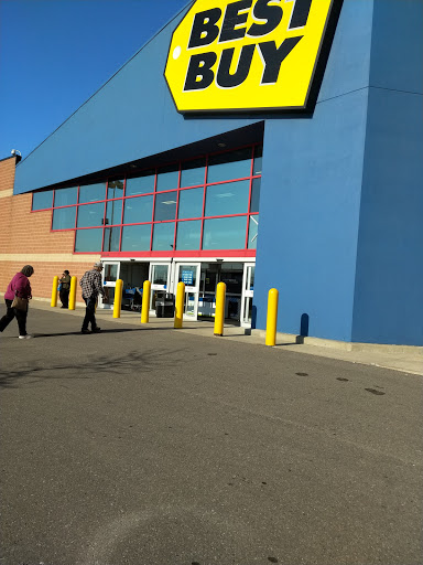 Electronics Store «Best Buy», reviews and photos, 32320 John R Rd, Madison Heights, MI 48071, USA