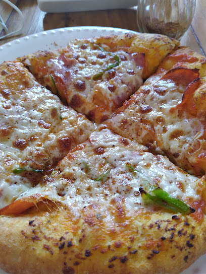 Pizza Roberth & Meli - Av. Daniel Funes, Chinameca, El Salvador