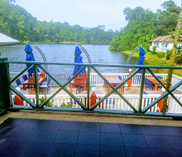 Serenity Lakeside Resort photo