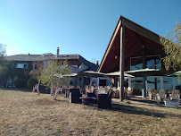 Extérieur du Restaurant Logis Hôtel les Portes d'Apcher à Saint-Chély-d'Apcher - n°9