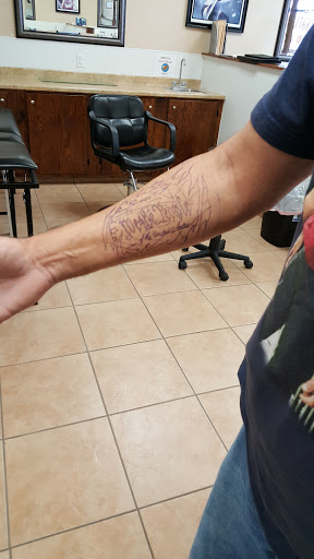 Tattoo Shop «Island Ink Tattoo», reviews and photos, 1215 Miracle Strip Pkwy SE, Fort Walton Beach, FL 32548, USA