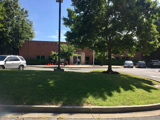 Post Office «United States Postal Service», reviews and photos, 2000 Starling Dr, Henrico, VA 23229, USA