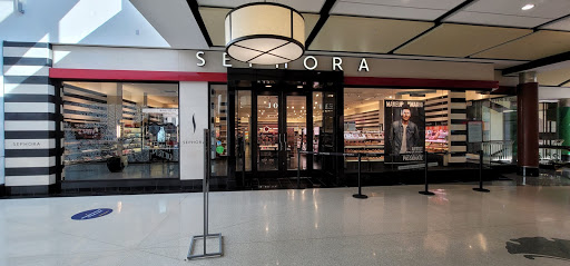 Cosmetics Store «SEPHORA», reviews and photos, 825 Dulaney Valley Rd, Towson, MD 21204, USA