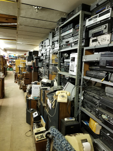 Antique Store «Englishtown Antiques & Used», reviews and photos, 42 Main St, Englishtown, NJ 07726, USA