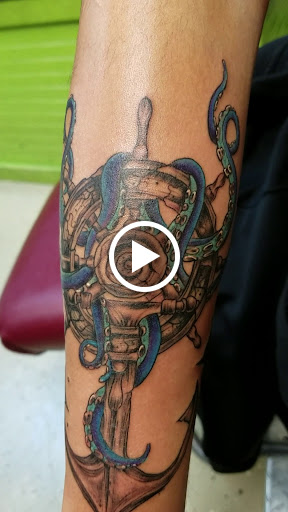 Tattoo Shop «BAY CITY TATTOO INC», reviews and photos, 1632 E 7th Ave, Tampa, FL 33605, USA