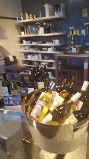 Furniture Store «CB2», reviews and photos, 1661 Jefferson Ave, Miami Beach, FL 33139, USA