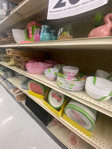 Discount Store «Big Lots», reviews and photos, 4165 E Harry St, Wichita, KS 67218, USA