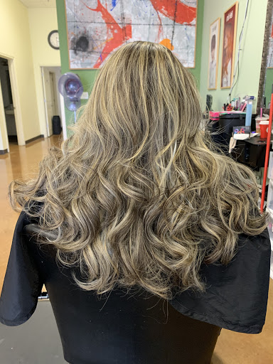 Beauty Salon «Clip & Flip Hair Salon», reviews and photos, 8802 Potranco Rd #108, San Antonio, TX 78251, USA