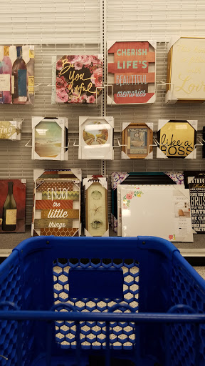 Clothing Store «Ross Dress for Less», reviews and photos, 4102 S Meridian, Puyallup, WA 98373, USA