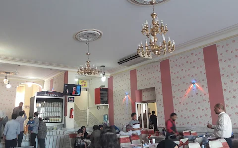 Laleh Restaurant image