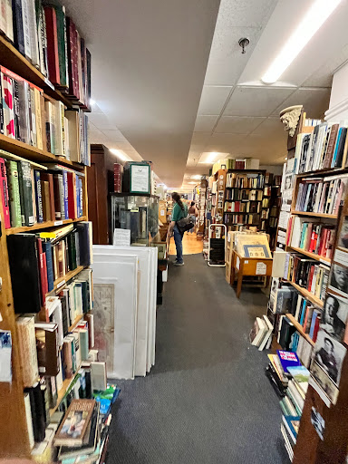 Used Book Store «Commonwealth Books», reviews and photos, 9 Spring Ln, Boston, MA 02109, USA
