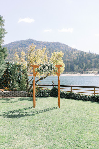 Florist «Kiku Floral», reviews and photos, 3714 N Valentine Ave, Fresno, CA 93722, USA