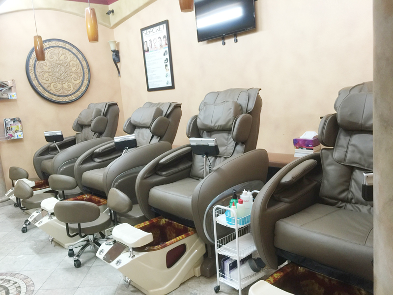 Super Relax Nails & Spa in Mesa