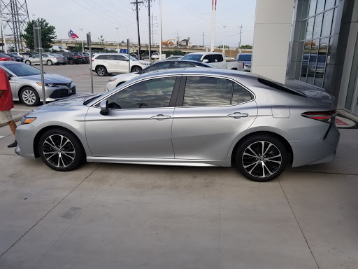 Toyota Dealer «Cowboy Toyota», reviews and photos, 9525 E R L Thornton Fwy, Dallas, TX 75228, USA