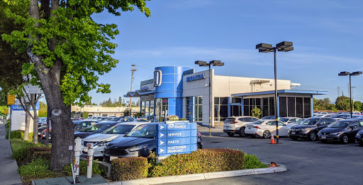 Honda Dealer «Larry Hopkins Honda», reviews and photos, 1048 W El Camino Real, Sunnyvale, CA 94087, USA