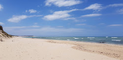 Old Jetty beach'in fotoğrafı ve yerleşim