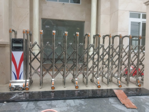 Cổng Xếp Inox Tại Bình Dương Công Thành Phát