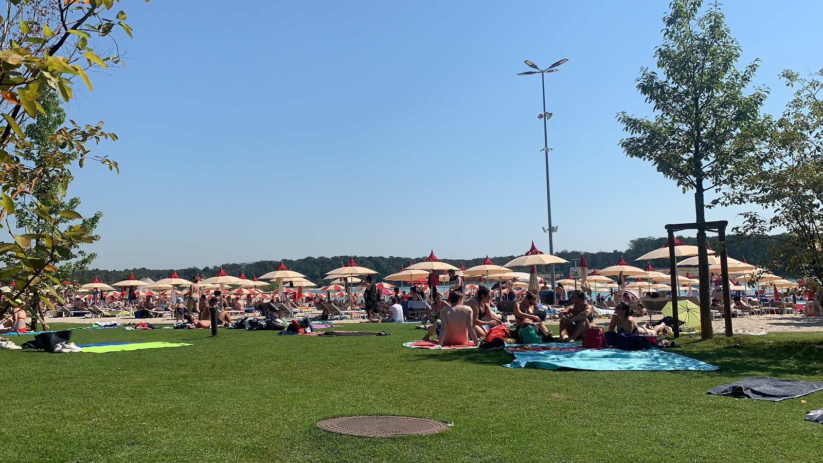 Fotografija Pinta plaža priljubljeno mesto med poznavalci sprostitve