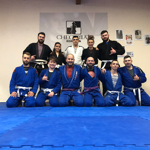 Checkmat Romania - Școală