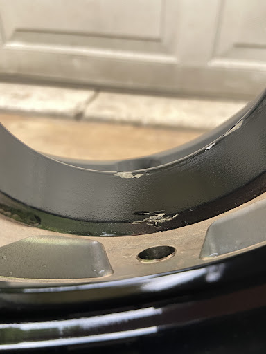 Tire Shop «Discount Tire Store - Howell, MI», reviews and photos, 3480 E Grand River Ave, Howell, MI 48843, USA