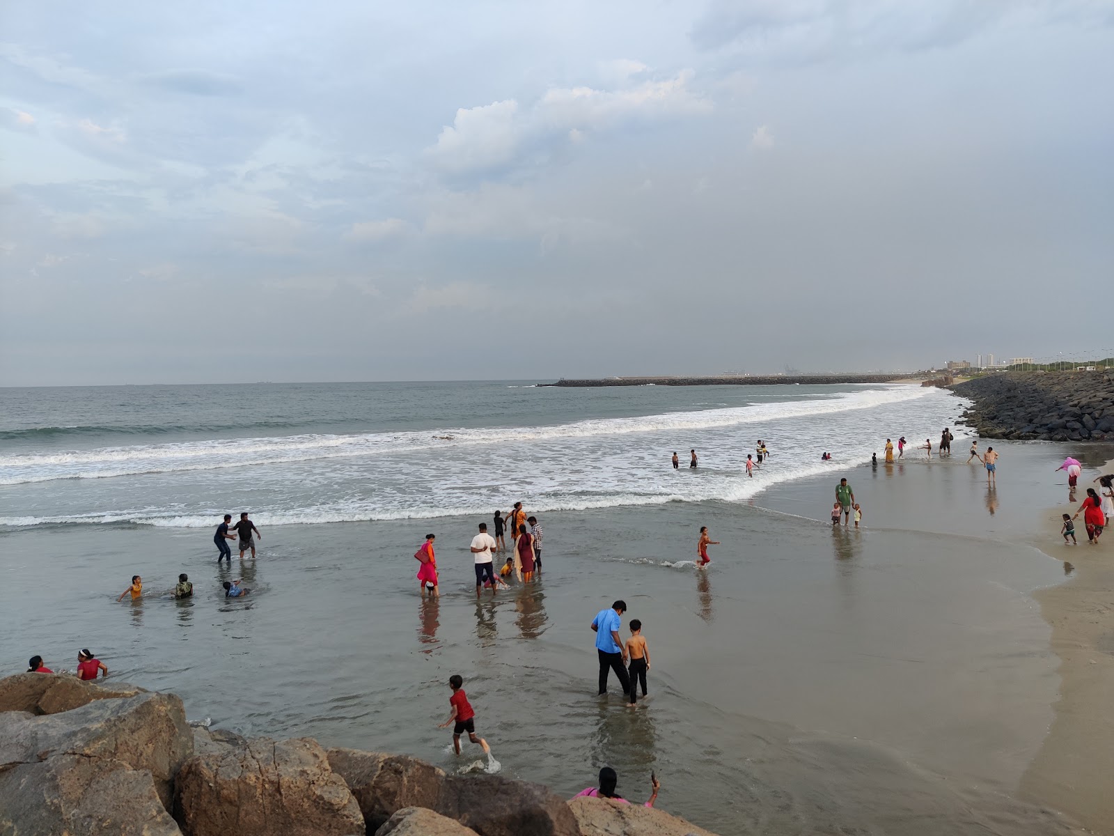 Fotografija Palagai Thotti Kuppam Beach z turkizna voda površino