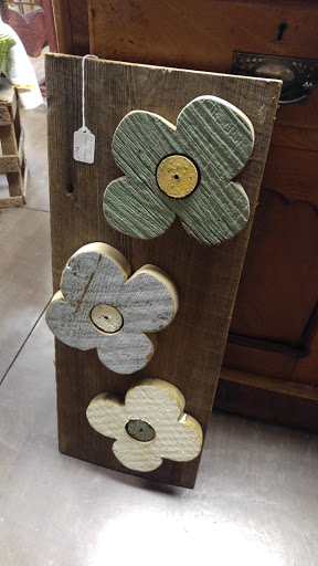 Grocery Store «Troutt Old Time General Store And Market», reviews and photos, 433 N 4th St, Paducah, KY 42001, USA