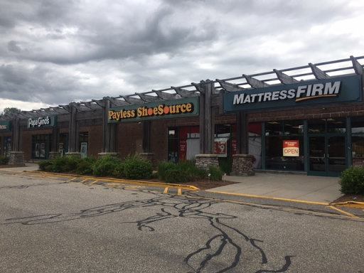 Mattress Firm Willimantic Windham, 95 Storrs Rd, Willimantic, CT 06226, USA, 