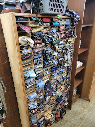 Thrift Store «Zion Thrift Shop», reviews and photos, 1109 E Commonwealth Ave, Fullerton, CA 92831, USA