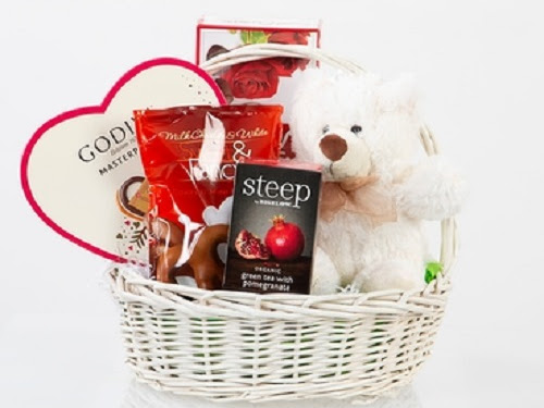 Florist «Beachwood Florist», reviews and photos, 325 New Haven Ave, Milford, CT 06460, USA