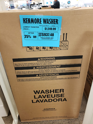 Shopping Mall «Golf Mill Shopping Center», reviews and photos, 239 Golf mill Center, Niles, IL 60714, USA