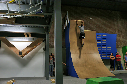 Rock Climbing Gym «Apex Climbing Gym», reviews and photos, 7200 W 106th St, Overland Park, KS 66212, USA