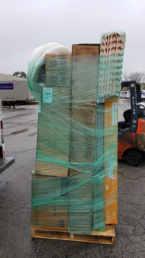 Mailing Service «FedEx Freight», reviews and photos, 5101 S Lawndale Ave, Summit, IL 60501, USA