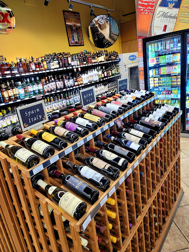 Liquor Store «535 Liquor», reviews and photos, 3260 Vineland Rd, Kissimmee, FL 34746, USA