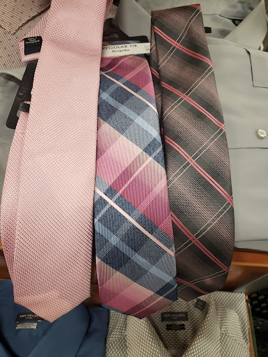 Shopping Mall «Cypress Village Shopping Center», reviews and photos, 14001 - 14271 Jeffrey Rd, Irvine, CA 92620, USA