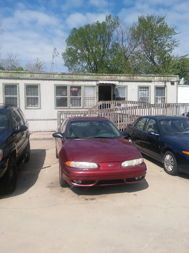 Used Car Dealer «MVP Auto Sales», reviews and photos, 717 Riverview Dr, Kalamazoo, MI 49048, USA