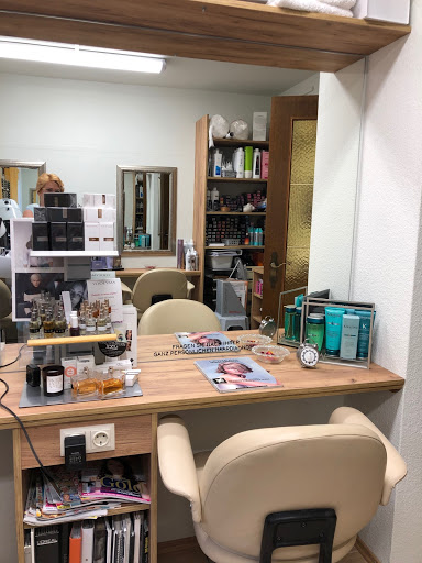 Frisuren Beatrix Atelier In Strasshof an der Nordbahn