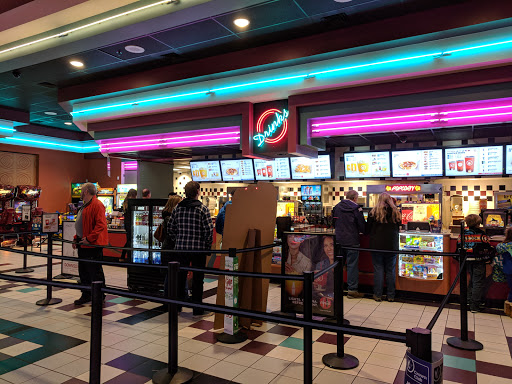 Movie Theater «Regal Cinemas Longston Place 14», reviews and photos, 13317 Meridian E, Puyallup, WA 98373, USA