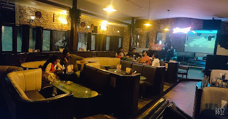 Fuga Restaurant & Hookah Cafe - Residency Road Ban - 17/ 4, Residency Rd, opposite Ritz Carlton, Srinivas Nagar, Shanthala Nagar, Ashok Nagar, Bengaluru, Karnataka 560025, India