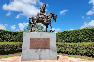Statue of Major Lauderdale - Pine Island Ridge image
