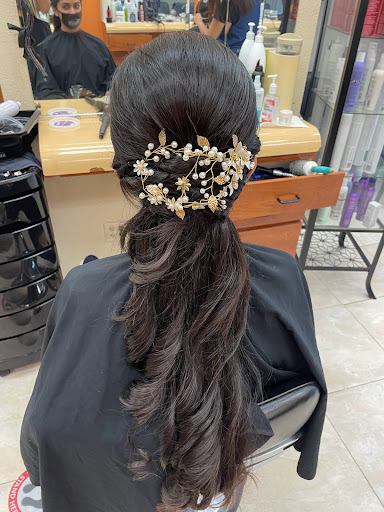 Beauty Salon «212 Beauty Salon, Inc.& Nails Dominican Style.», reviews and photos, 21204 Hillside Avenue, Jamaica, NY 11427, USA